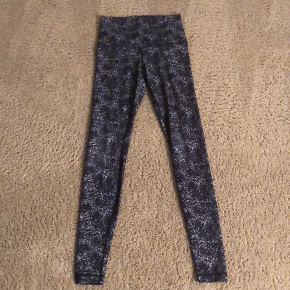 lululemon athletica Pants - Lululemon Wunder Unders